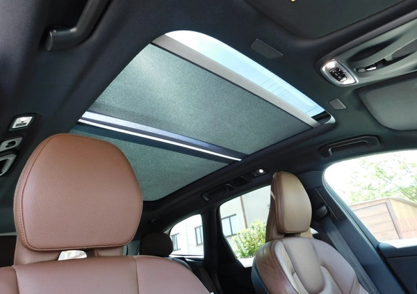 Volvo XC 60 cena 129980 przebieg: 160000, rok produkcji 2020 z Serock małe 211